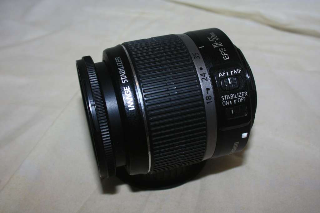 Canon EF-S 18-55mm f/3.5-5.6 IS (Image Stabilizer)