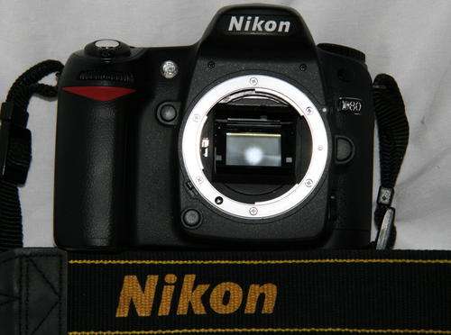 NIKON D80 with only 6773 photos taken (Actuations)