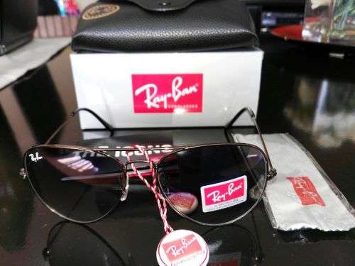 Ray-Ban Aviator Sunglasses