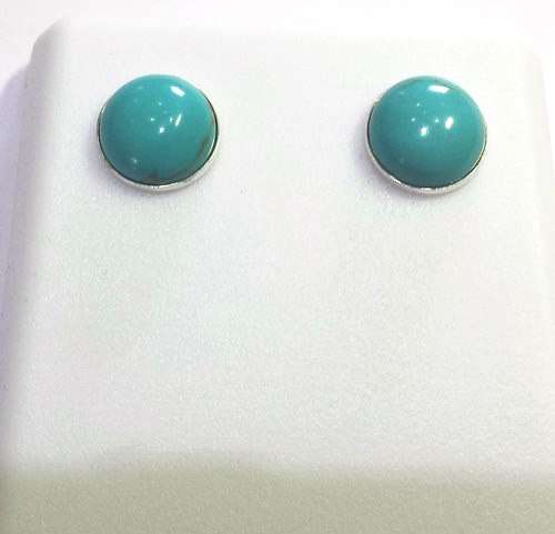 *New* 925 Sterling Silver Stud with turquoise stone