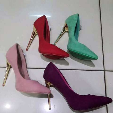 High heel shoes
