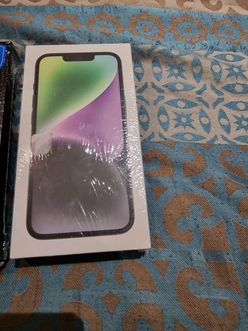 BRAND NEW APPLE IPHONE 14