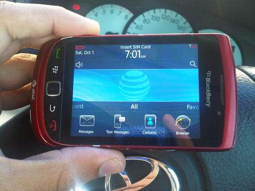 BLACKBERRY 9800 RED VERY RARE CRAZY R1 AUCTION