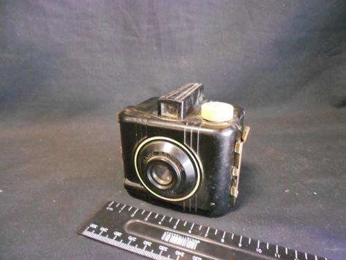 Kodak Baby Brownie special camera, side button missing - as per scan