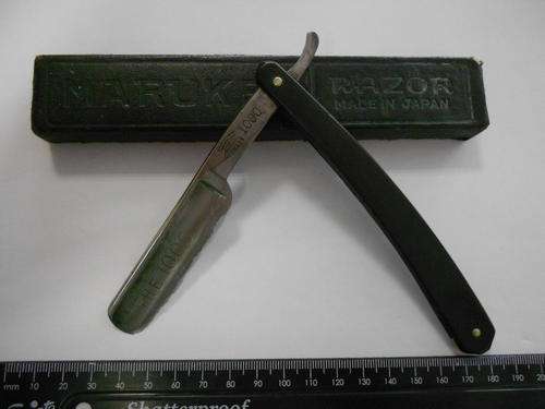 Witness 1000 cut throat razor, blade is damaged and in incorrect Marukei box - as per scan
