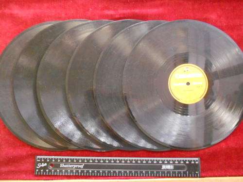 Lot of 6 assorted records, 78rpm, all has been used - as per scan