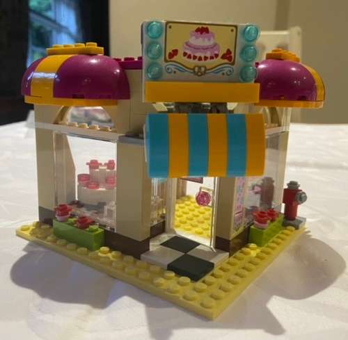 LEGO Friends - Downtown Bakery 41006