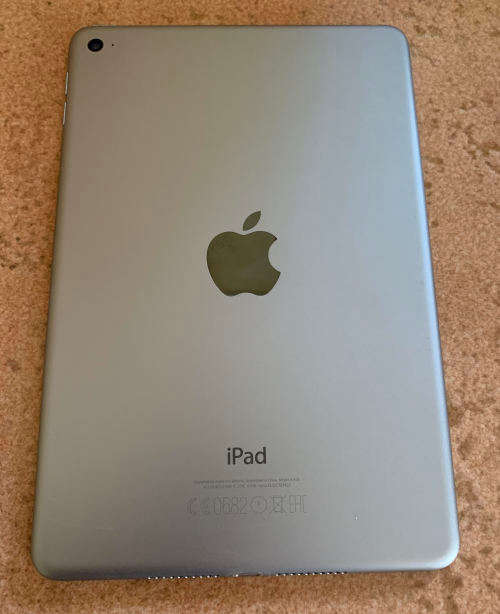 iPad Mini 4 - 32Gb - Space Grey. Excellent condition