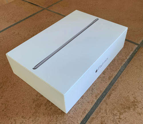 iPad Mini 4 - 32Gb - Space Grey. Excellent condition