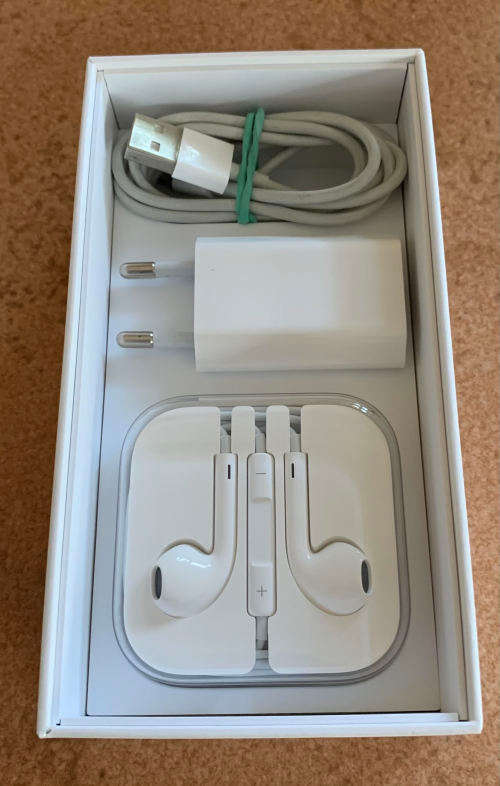 iPhone 6 -  64Gb - Silver. Excellent condition