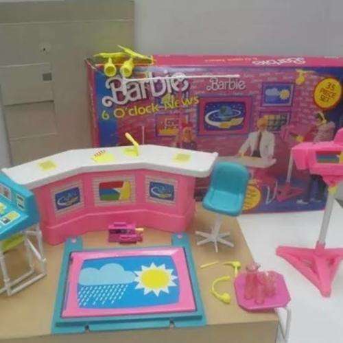 Mattel 1987 Barbie 6 O'Clock News Station Playset