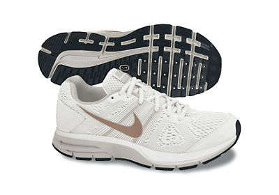 Genuine Nike Air Pegasus +29 Women Trainers Size 3.5 Brand new in box VERY LATE ENTRY BARGAIN
