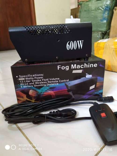 Fog / Smoke Machine 600Watts