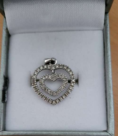 Diamond White Gold 9ct heart pendant, set with 50 x round cuts, totalling approx .25ct.