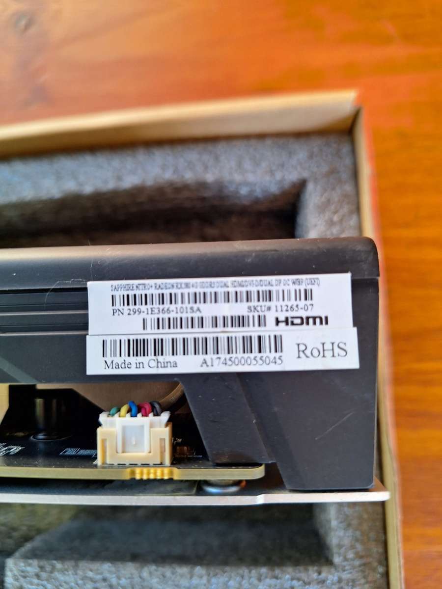 SAPPHIRE NITRO+ PC GRAPHICS CARD