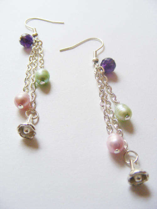 Stunning gemstone and pearl earrings!