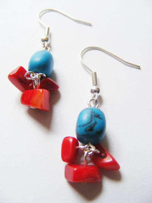 Stunning gemstone earrings!