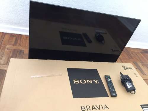 Sony Bravia 40" W600B LED Full HD Smart TV - Like New