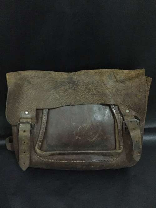 Vintage leather bag!!!!