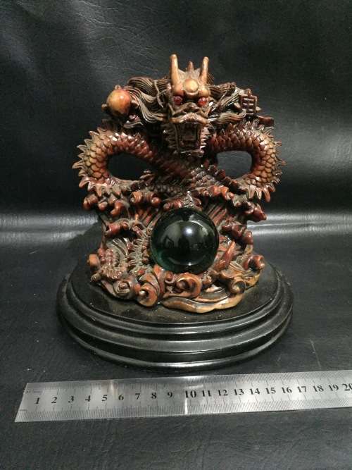 Dragon figure with glass ball !!!!!