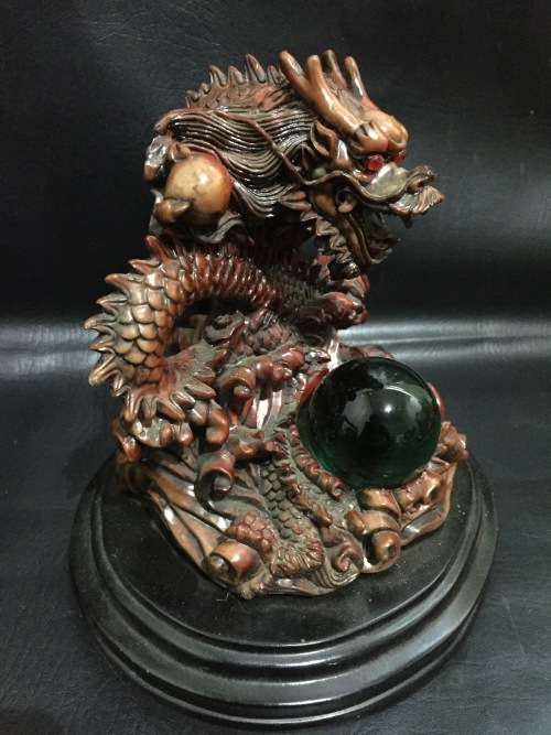 Dragon figure with glass ball !!!!!