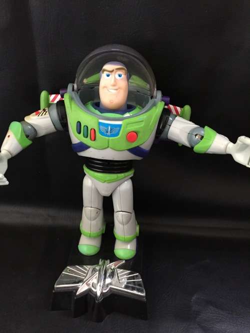 Large collectable buzz lightyear!!!!!!!