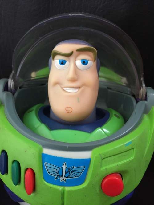 Large collectable buzz lightyear!!!!!!!