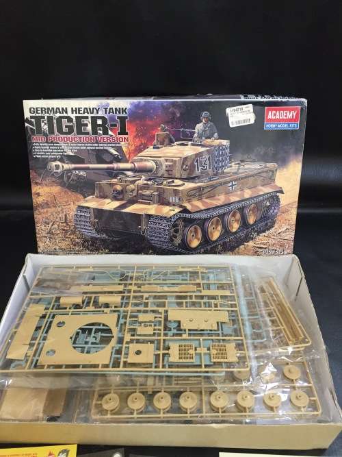 German heavy tank Tiger1 sealed!!!!!!