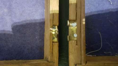 Beatifull hand carved wooden items bid for all!!!!