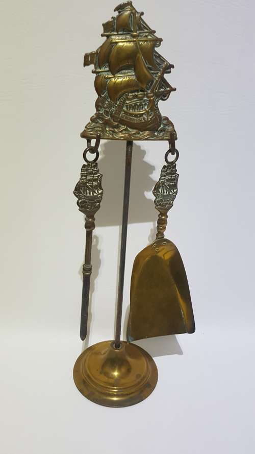 Brass fire place accessories!!!!!