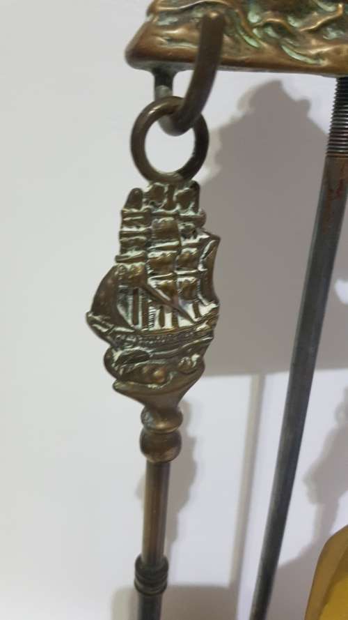 Brass fire place accessories!!!!!