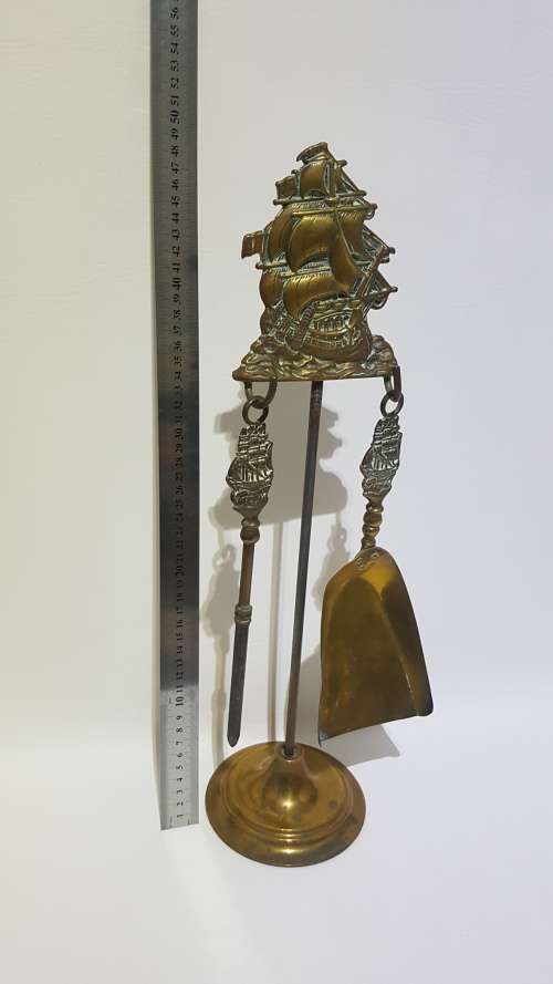 Brass fire place accessories!!!!!