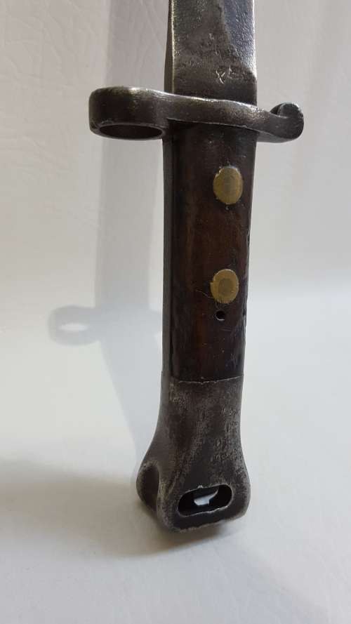 BEAUTIFUL large bayonet with wooden handle and brass studs 42cm tall!!!!!