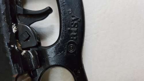 Daisey gun  works sometimes but problem with loading perfect  for display!!!!!