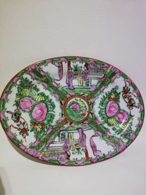Chinese hand painted ovel plate stamped!!!!!!