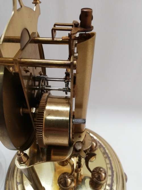 Kieninger and Obergfell Kundo Glass clock made in West Germany with key wind up!!!!