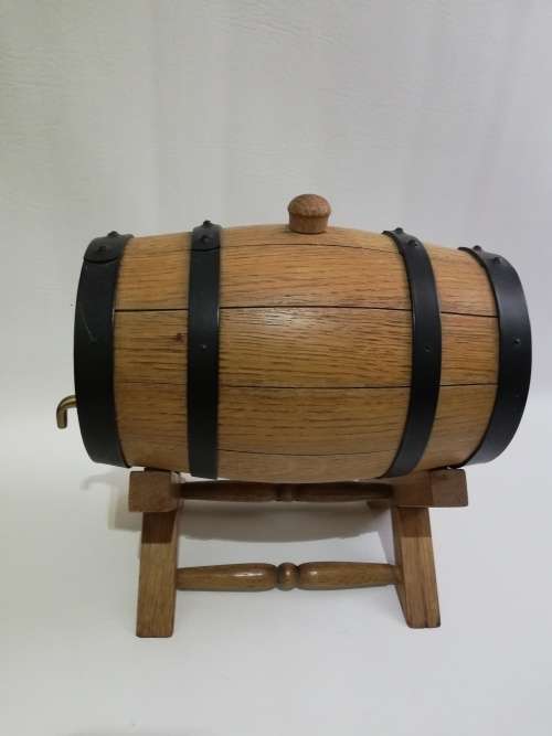 Wooden wine barrel with stand!!!!