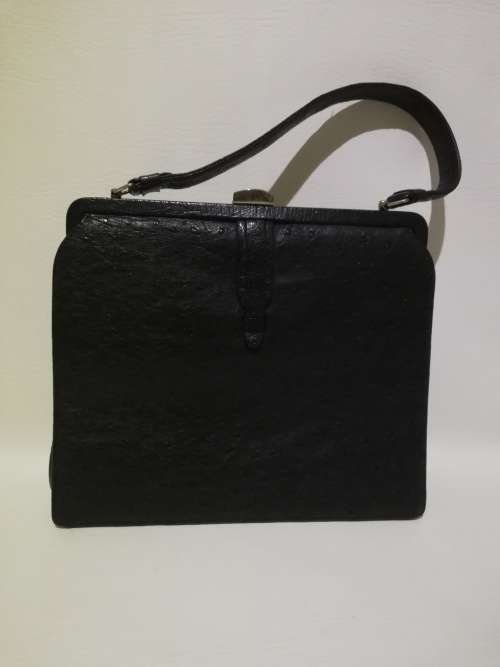 Beautiful ostrich leather bag!!!!