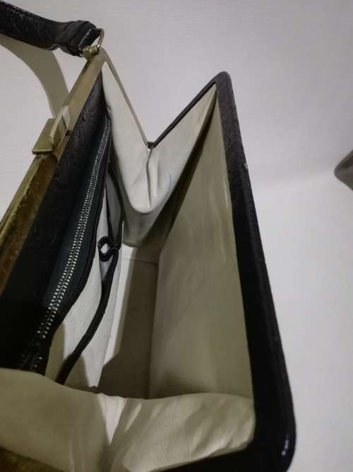 Beautiful ostrich leather bag!!!!