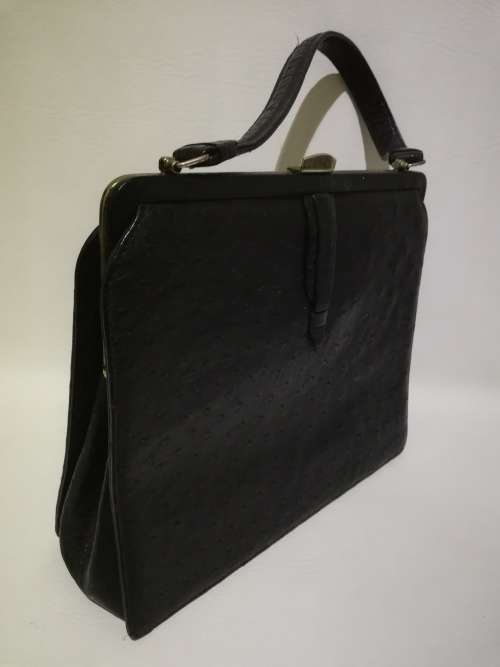 Beautiful ostrich leather bag!!!!