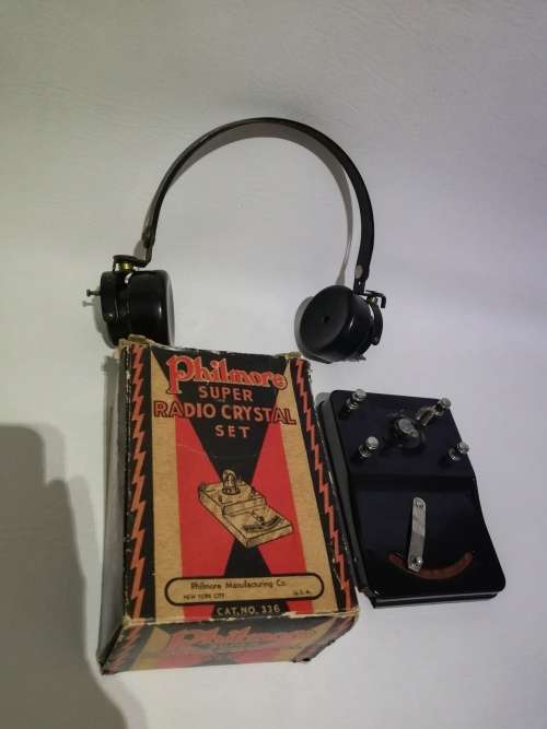 RARE philmore super crystal set made in the USA with headset bid for all!!!!!