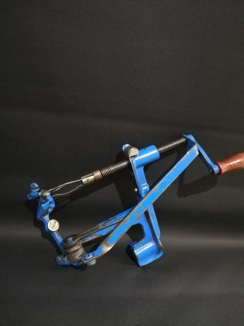 Vintage fruit peller!!!