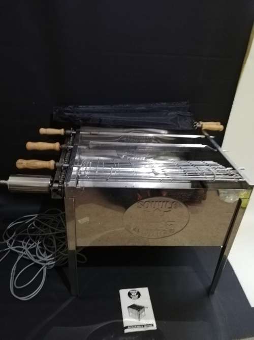 Large Stainless steel Souvla king Rotasary braai working in good condition complete with bag!!!!!!