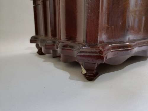 Vintage Solid large Beatifull wooden case with glass and key!!!!!