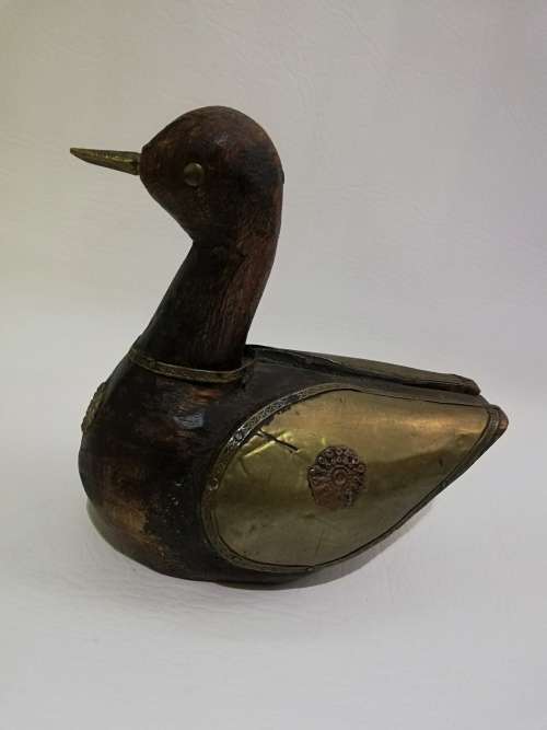 Beautiful brass and wooden large display pice highly detailed!!!!