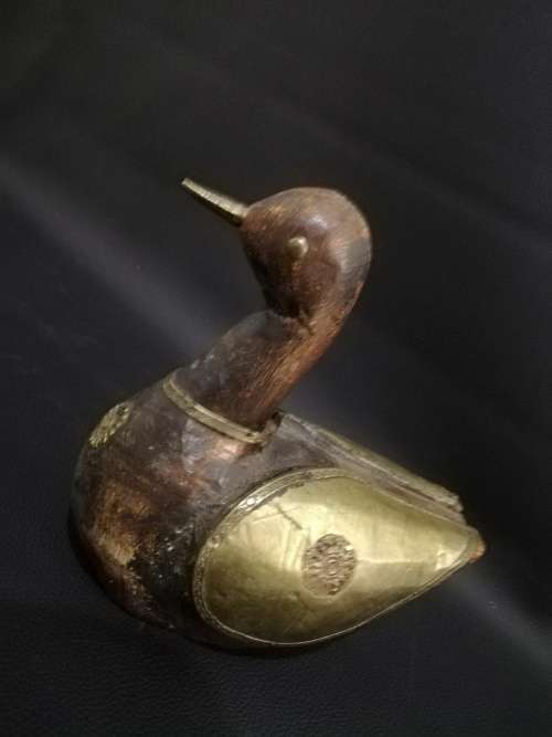 Beautiful brass and wooden large display pice highly detailed!!!!