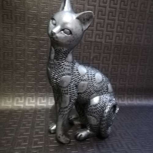 Large  highly detailed 26cm tall cat figure!!!!