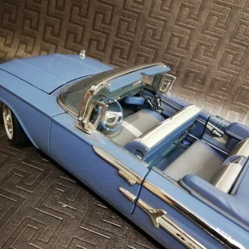 Super large Original die cast 1960 Chevrolet Impala Motormax scale 1:18!!!!