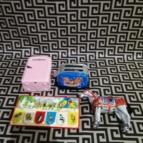 Collection of Vintage tintoys not working bid for all!!!!