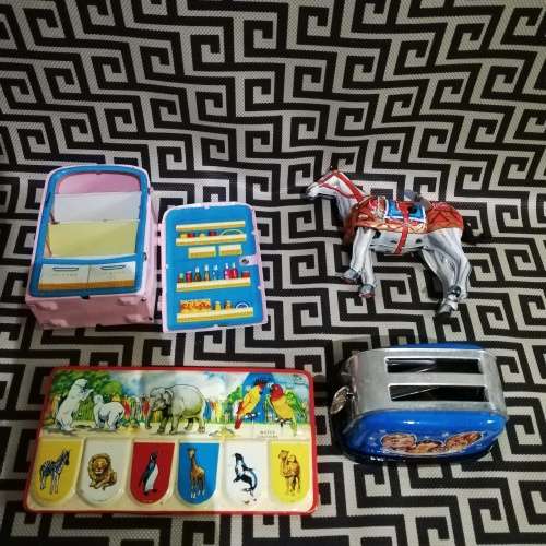 Collection of Vintage tintoys not working bid for all!!!!